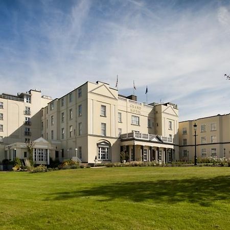 Hotel The Grand Malahide Exterior foto