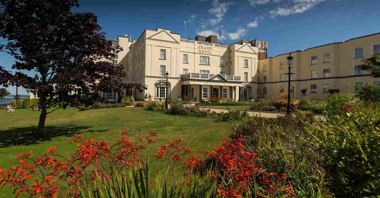 Hotel The Grand Malahide Exterior foto